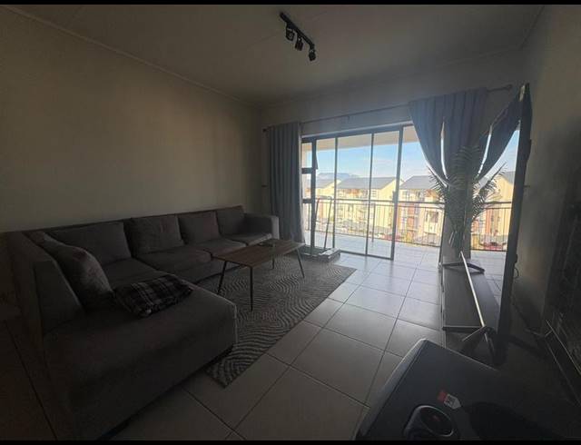1 BEDROOM PROPERTY TO RENT IN RICHWOOD